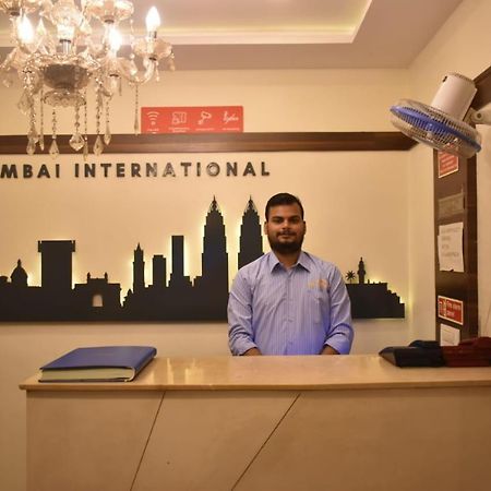 ホテル ムンバイ インターナショナル エアポート エクステリア 写真